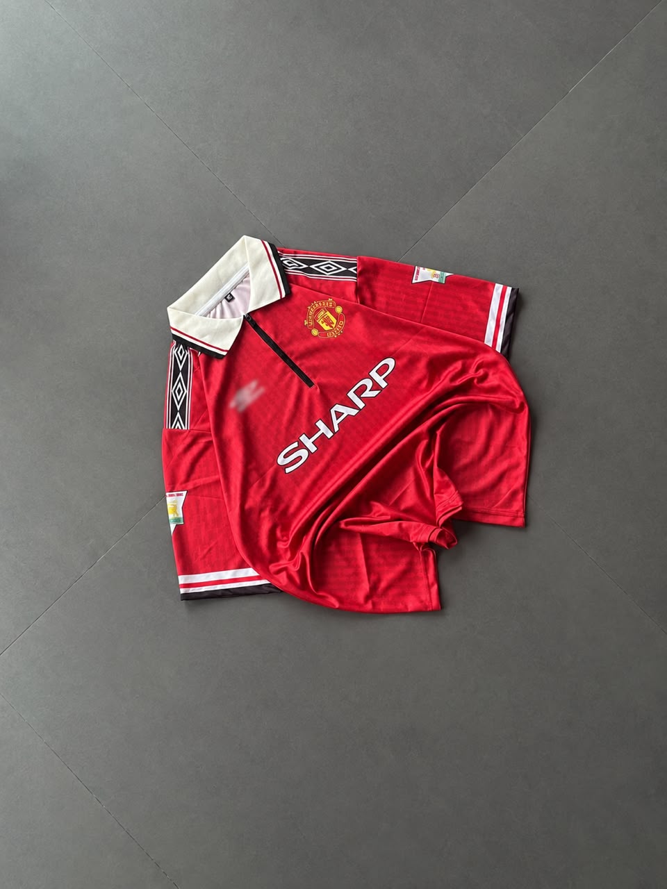 Manchester United 1998/99 Retro Beckham Jersey | Oversize Collar | 90 Plus